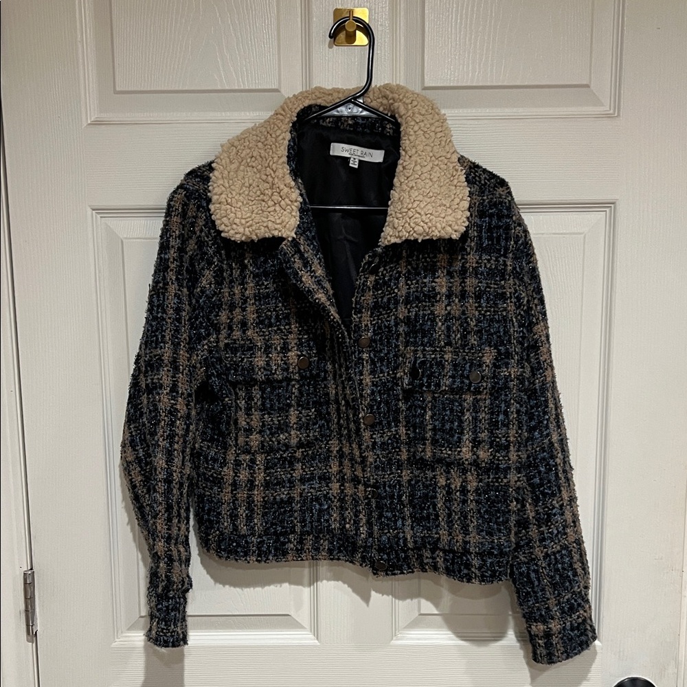 Sweet Rain Plaid Jacket with Sherpa Collar